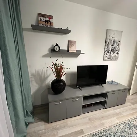 Tampa View Cosy Flat 2 Апартаменты