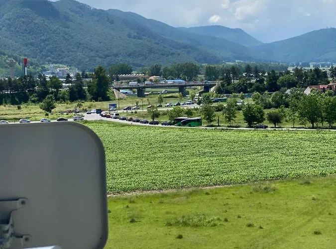 Tampa View Cosy Flat 2