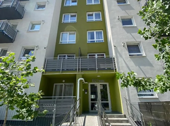 Apartment Tampa View Cosy Flat 2 *