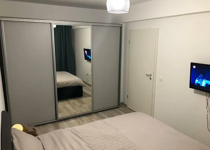 Tampa View Cosy Flat 2